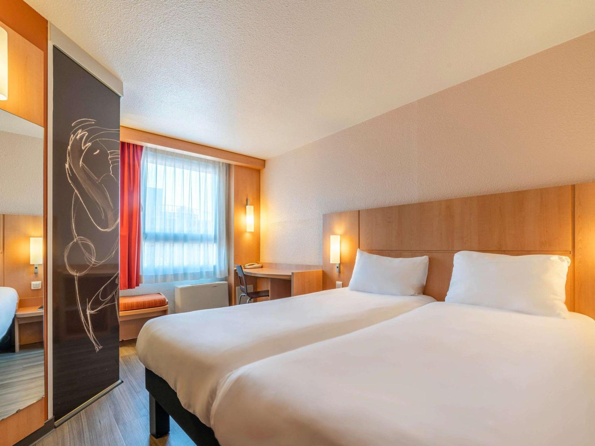 Ibis Montpellier Centre Polygone Hotel Bagian luar foto